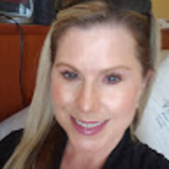 Meet your Posher, Kerri - Picture 1 of 1